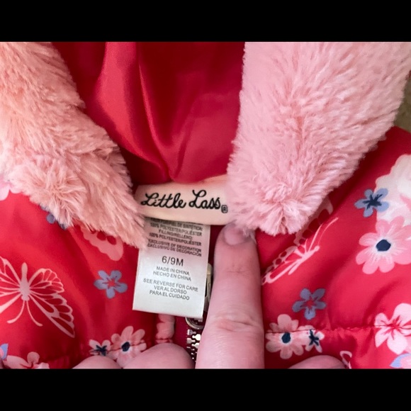 NWOT Little Lass Floral Pink Puffer Vest - Picture 3 of 5